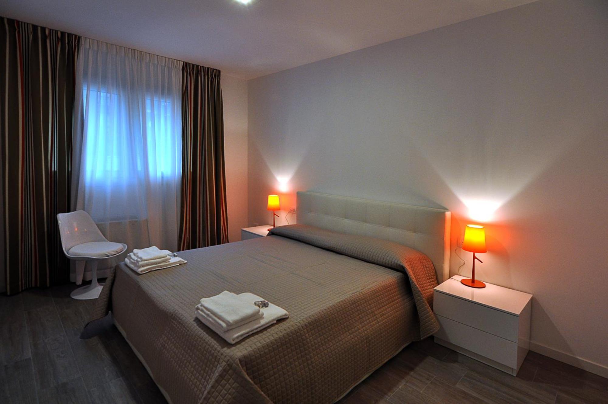Bb Hotels Aparthotel Arcimboldi Milánó Szoba fotó
